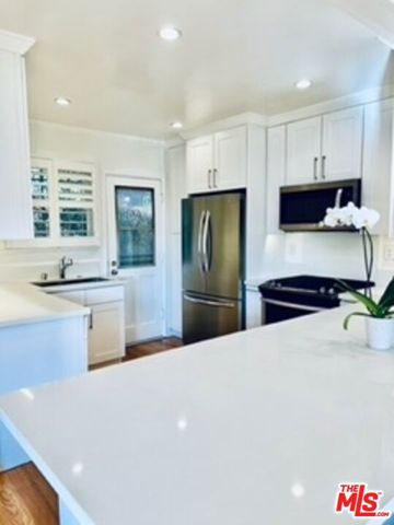 1256 DEVON Avenue, Los Angeles, CA 90024