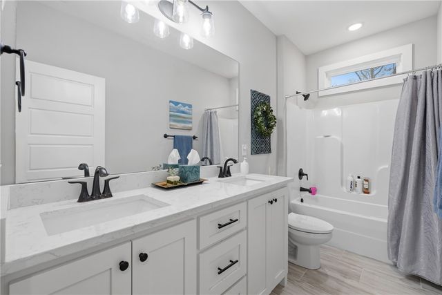 31 Kiswick Drive, Bella Vista, AR 72714
