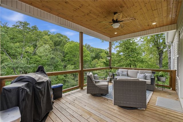 31 Kiswick Drive, Bella Vista, AR 72714