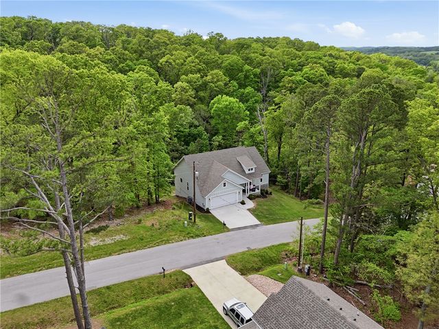 31 Kiswick Drive, Bella Vista, AR 72714
