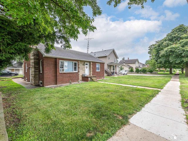 926 E Front Street, Monroe, MI 48161