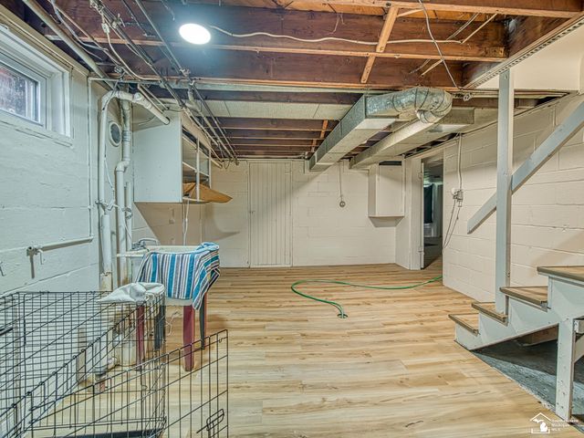 926 E Front Street, Monroe, MI 48161