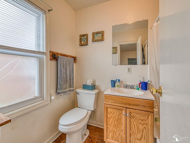 926 E Front Street, Monroe, MI 48161