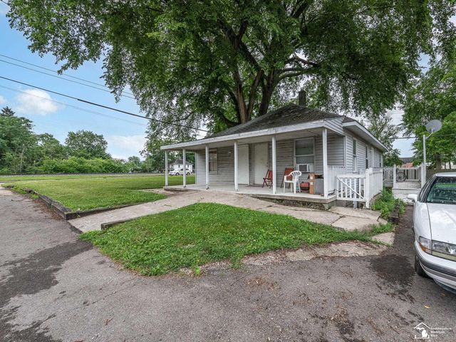 926 E Front Street, Monroe, MI 48161