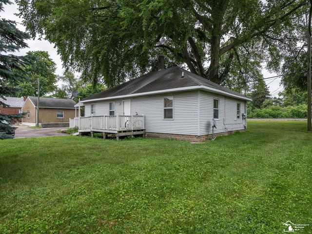 926 E Front Street, Monroe, MI 48161