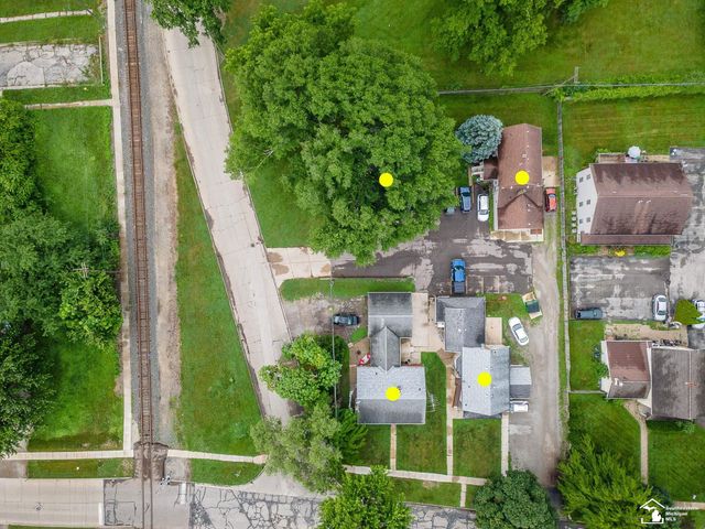 926 E Front Street, Monroe, MI 48161