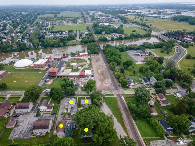 926 E Front Street, Monroe, MI 48161