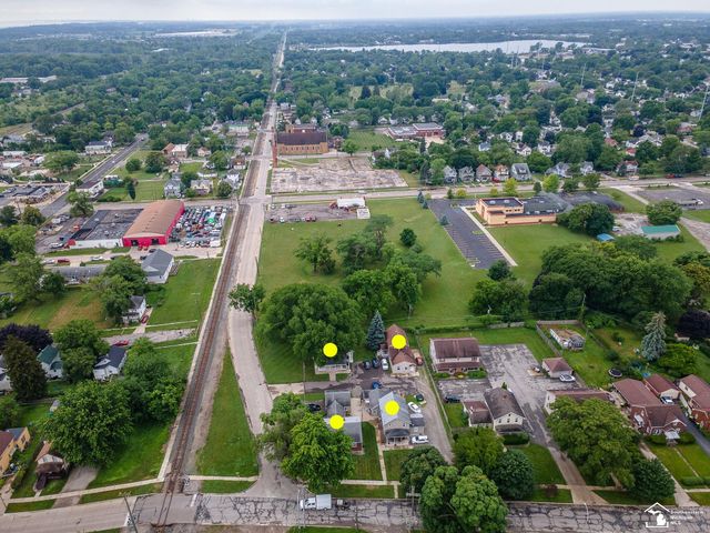 926 E Front Street, Monroe, MI 48161