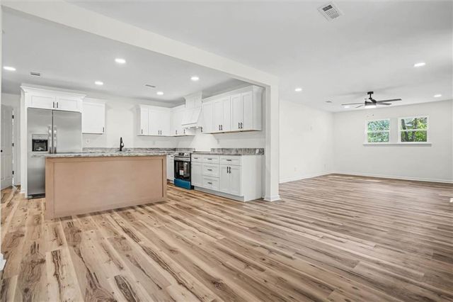 3220 Macarson Circle, Semmes, AL 36575