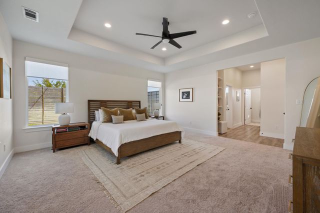 8604 Bar K Ranch RD, Lago Vista, TX 78645