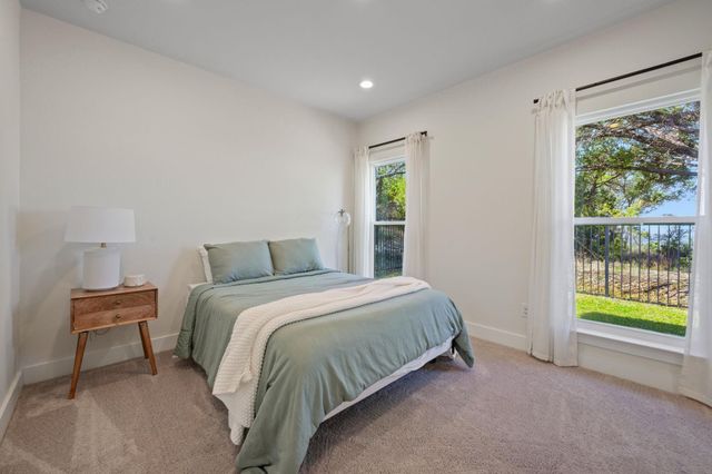 8604 Bar K Ranch RD, Lago Vista, TX 78645