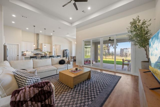 8604 Bar K Ranch RD, Lago Vista, TX 78645