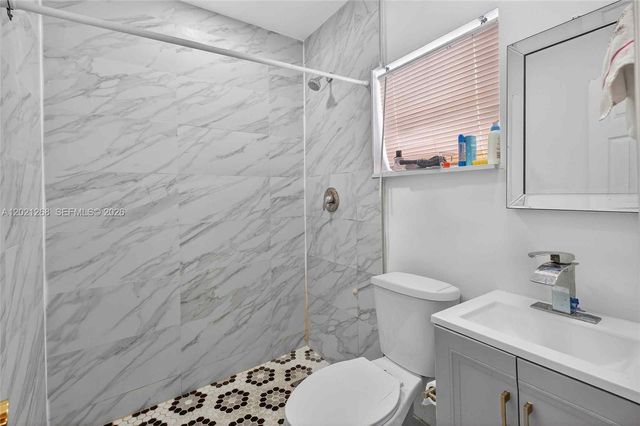 8224 NW 1st Pl, Miami, FL 33150