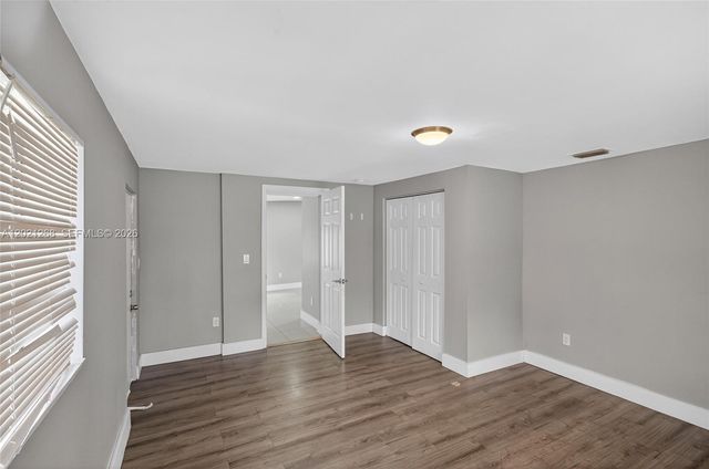 8224 NW 1st Pl, Miami, FL 33150