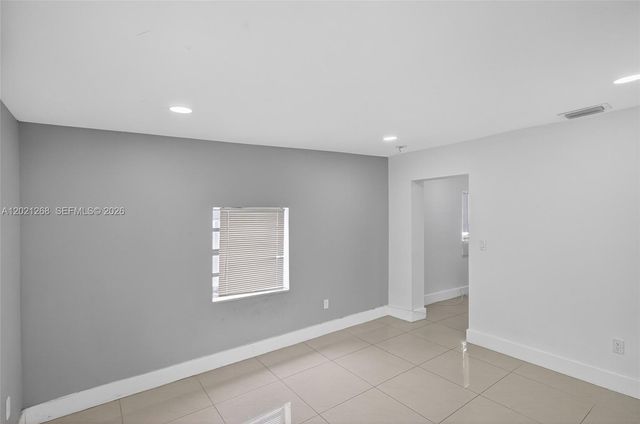 8224 NW 1st Pl, Miami, FL 33150