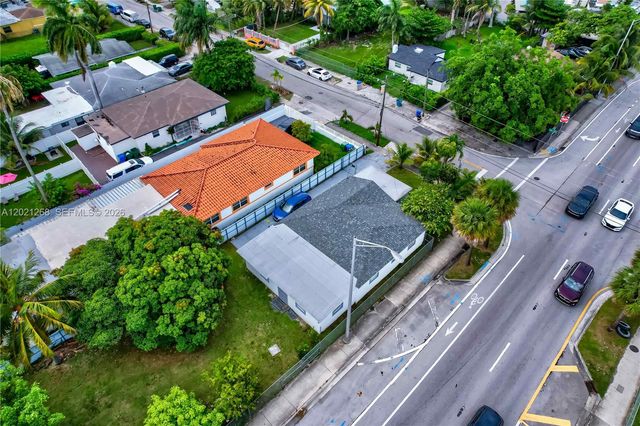 8224 NW 1st Pl, Miami, FL 33150