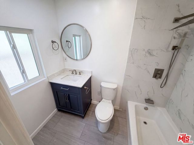 1007 E Citrus Edge Street, Azusa, CA 91702