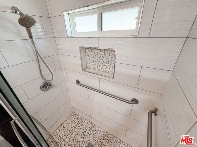 1007 E Citrus Edge Street, Azusa, CA 91702