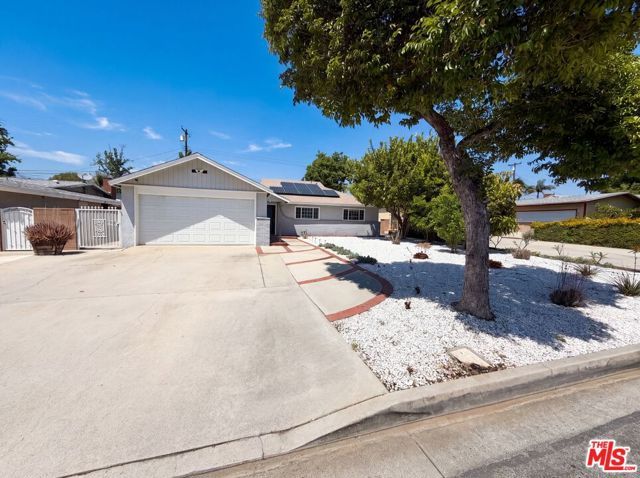 1007 E Citrus Edge Street, Azusa, CA 91702