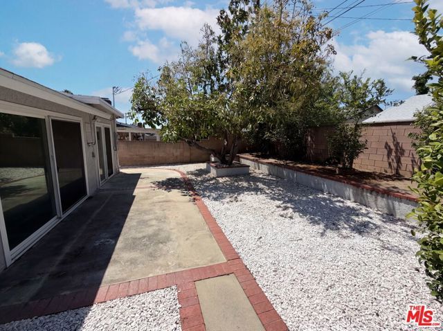 1007 E Citrus Edge Street, Azusa, CA 91702