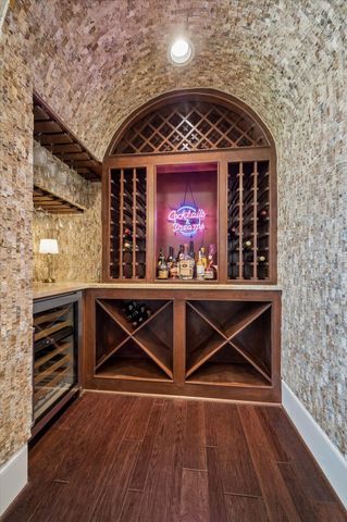 6218 Majestic Hill Drive, Kingwood, TX 77345