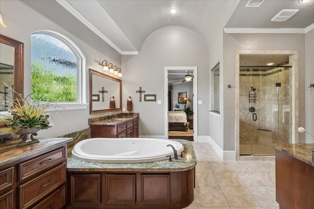6218 Majestic Hill Drive, Kingwood, TX 77345