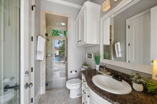 6218 Majestic Hill Drive, Kingwood, TX 77345