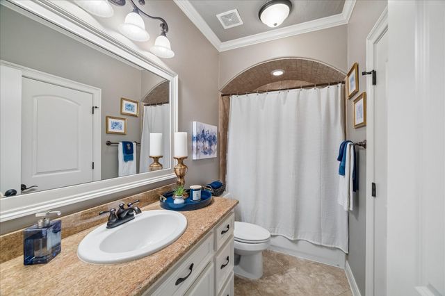 6218 Majestic Hill Drive, Kingwood, TX 77345