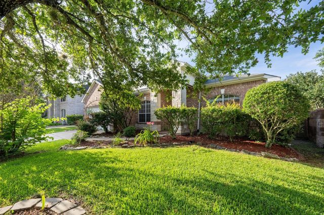 13727 Charterhouse Way, Sugar Land, TX 77498