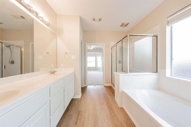 13727 Charterhouse Way, Sugar Land, TX 77498