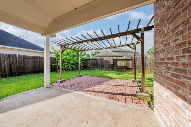 13727 Charterhouse Way, Sugar Land, TX 77498