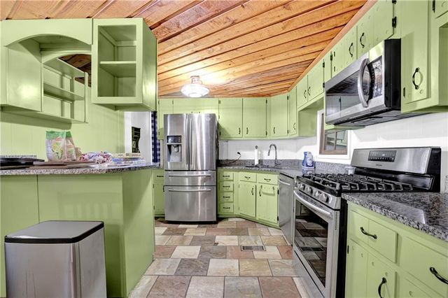 3285 Howell Circle, Duluth, GA 30096