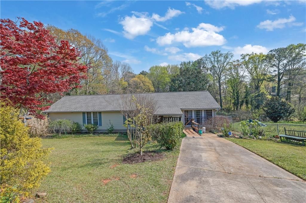 3285 Howell Circle, Duluth, GA 30096