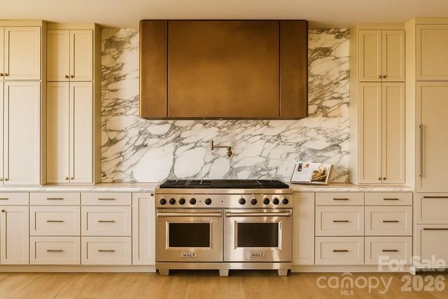 161 Church Street 805, Asheville, NC 28801
