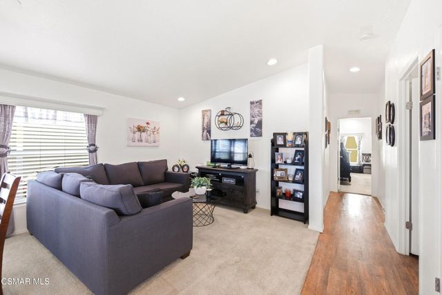 2167 Cardinal Avenue, Oxnard, CA 93033