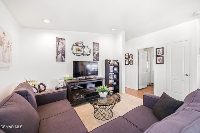 2167 Cardinal Avenue, Oxnard, CA 93033