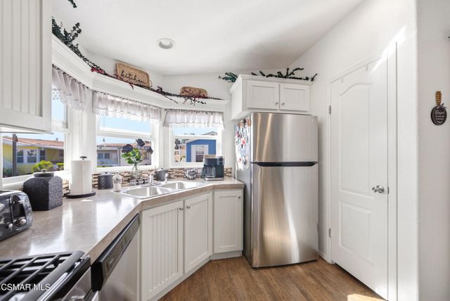 2167 Cardinal Avenue, Oxnard, CA 93033