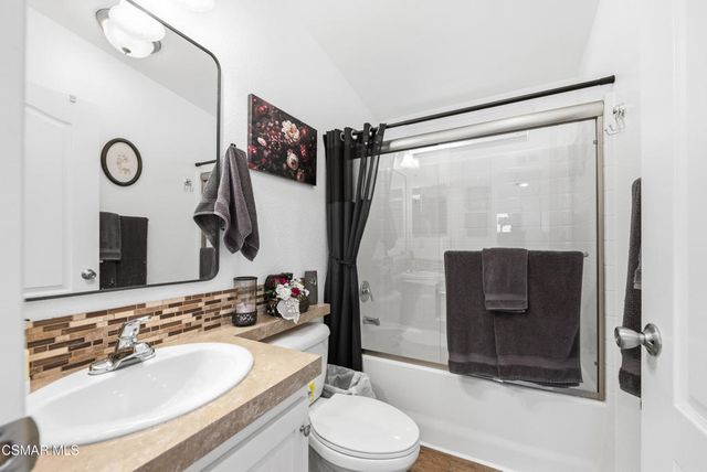 2167 Cardinal Avenue, Oxnard, CA 93033