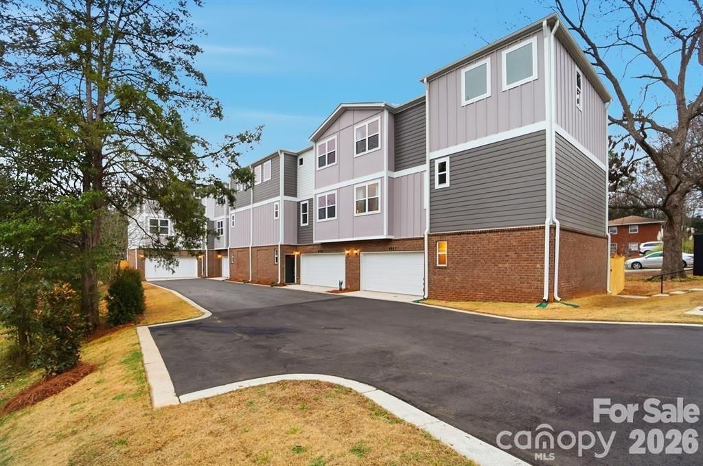 8927, 8929, 8931, 8935 Sharonbrook Drive, Charlotte, NC 28210