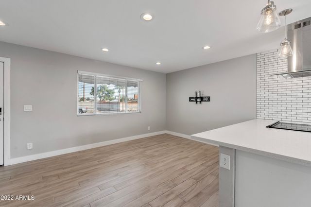 402 N 73rd Street, Scottsdale, AZ 85257