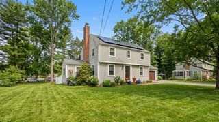 68 Hazardville Rd, Longmeadow, MA 01106
