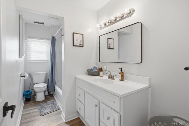 1660 N Sheldon Road, Canton Charter Township, MI 48187