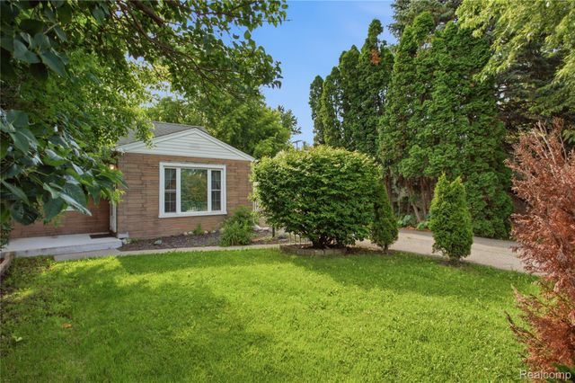 1660 N Sheldon Road, Canton Charter Township, MI 48187