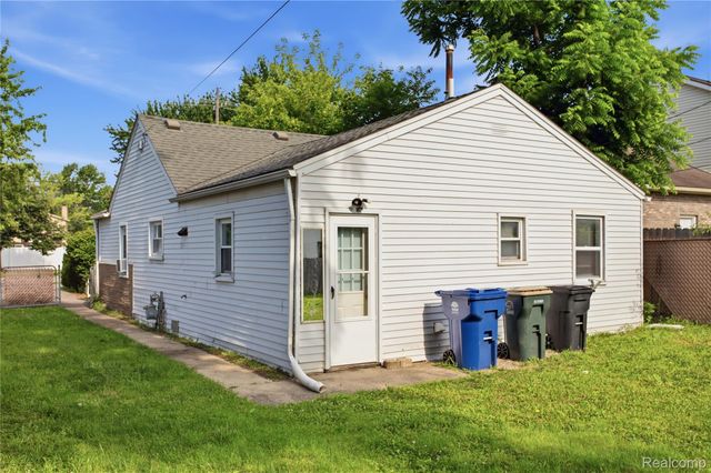 1660 N Sheldon Road, Canton Charter Township, MI 48187