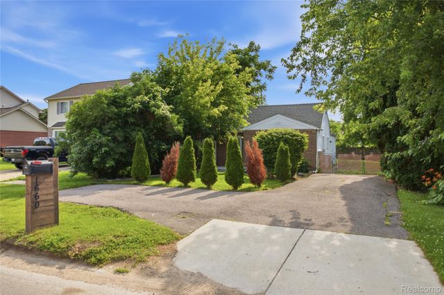 1660 N Sheldon Road, Canton Charter Township, MI 48187