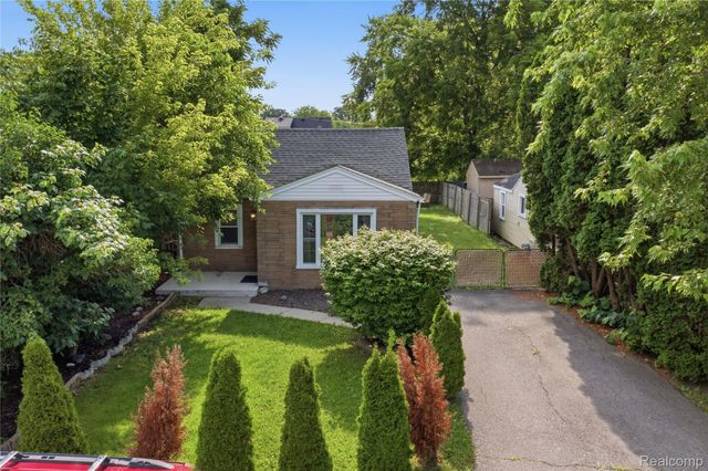 1660 N Sheldon Road, Canton Charter Township, MI 48187