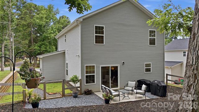 4432 Woodwind Street, Charlotte, NC 28213