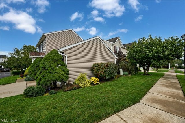 3126 Shelton Court, Akron, OH 44312