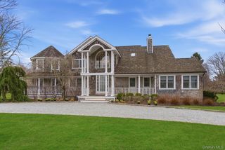 2 Quogo Neck Lane, Quogue, NY 11959