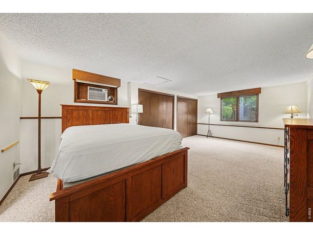 2126 Genoa Ct, Loveland, CO 80538